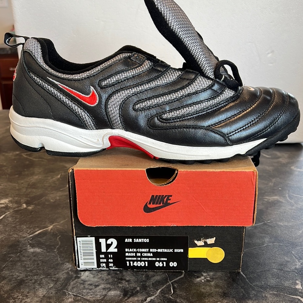 Nike Air Santos Sneakers 114001. 061. 00